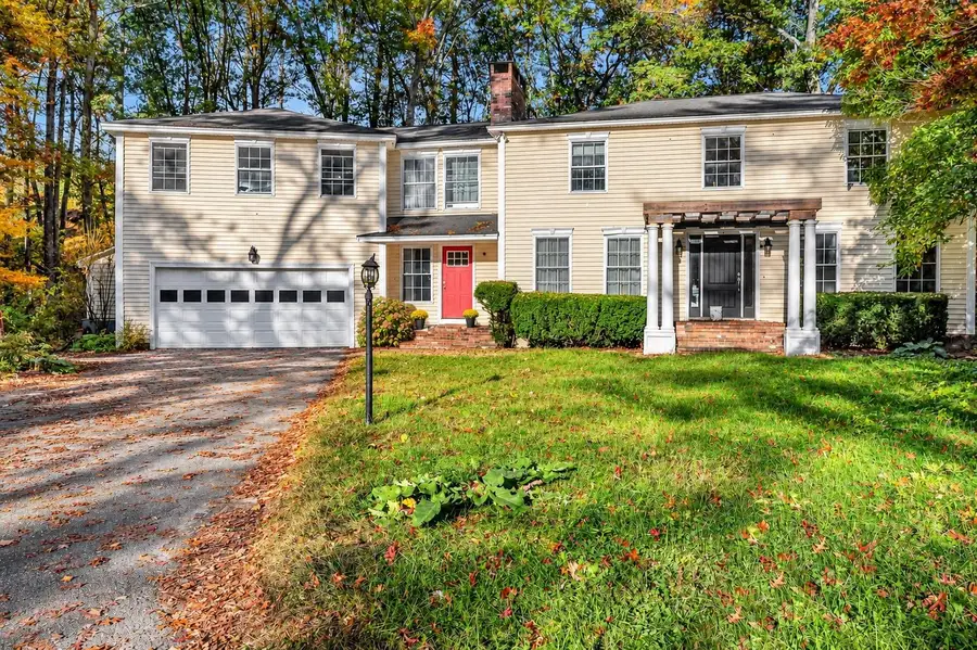 6 Carol Drive, Pelham, NH 03076 - #2