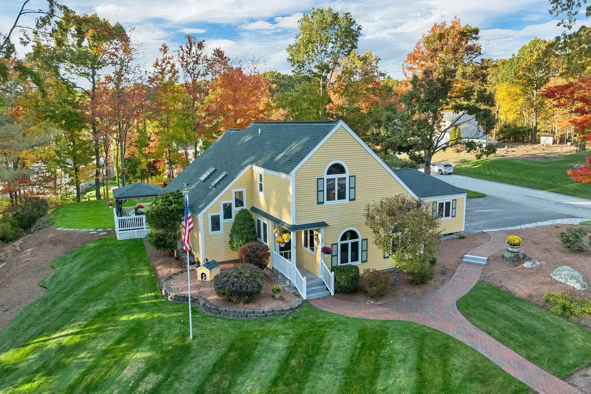 32 Lindsay Road, Hooksett, NH 03106 - #1