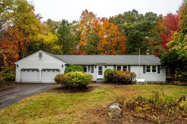 10 Lancaster Drive, Londonderry, NH 03053