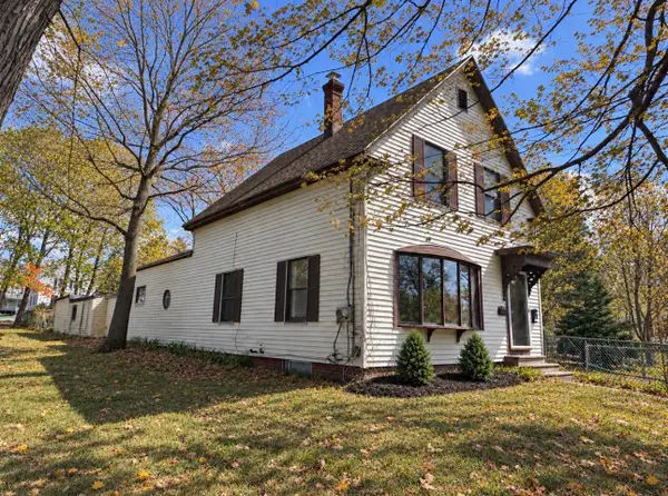16 Norton Street, Derry, NH 03038