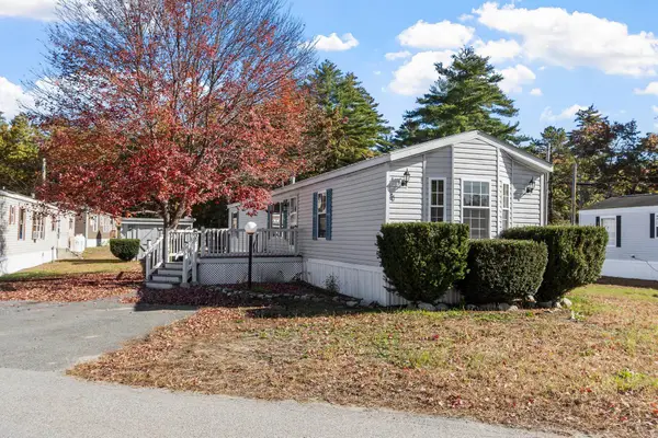 11 Robbins Street, Hinsdale, NH 03451