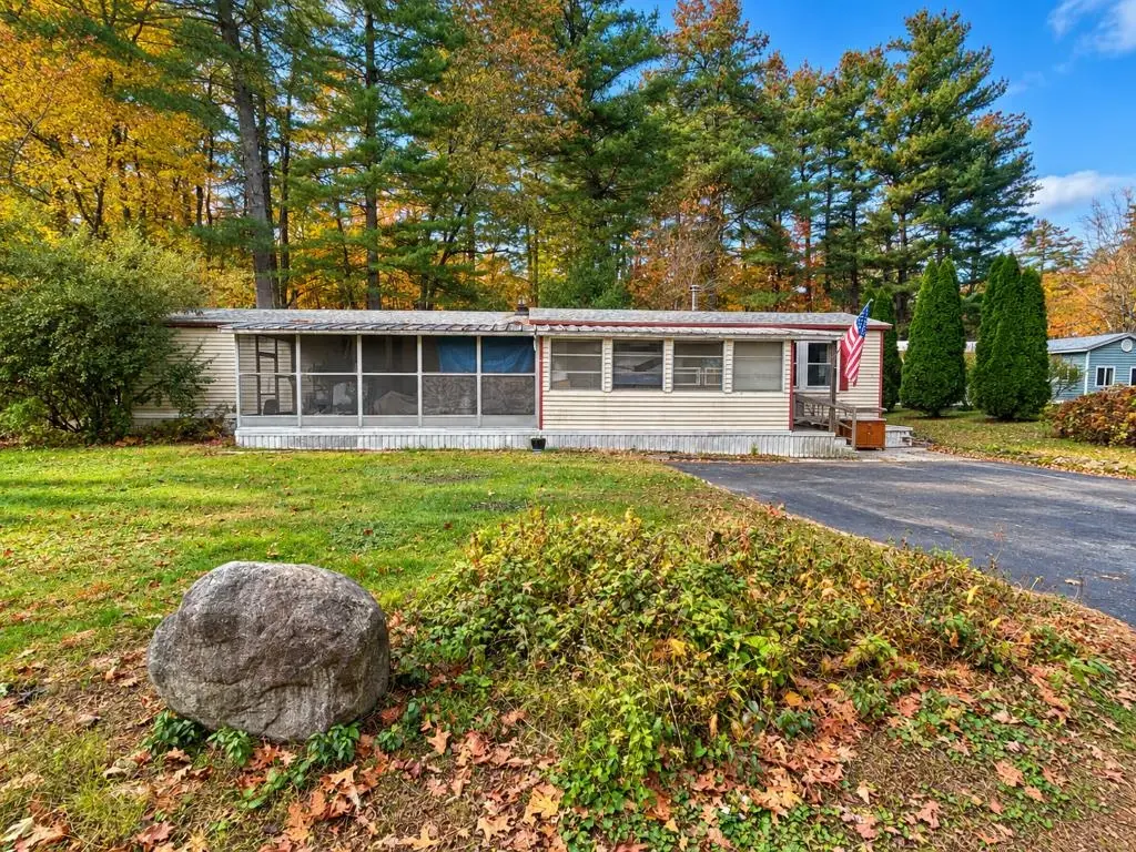 16 Lunar Lane, Nashua, NH 03062 - #1