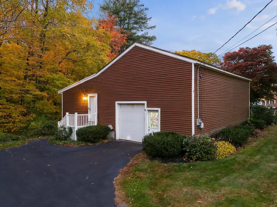 3 Muddy Pond Road, Kensington, NH 03833 - #3