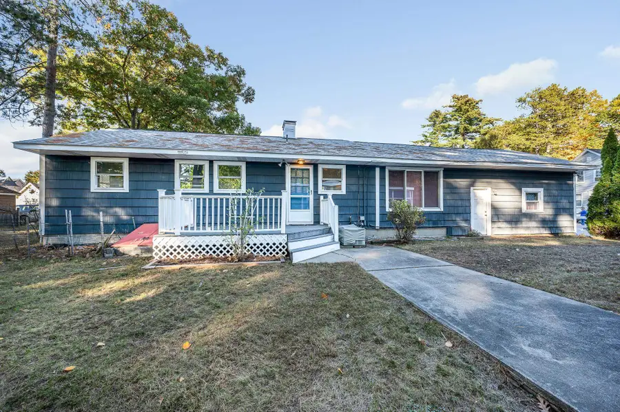 2 Severance Street, Derry, NH 03038 - #2