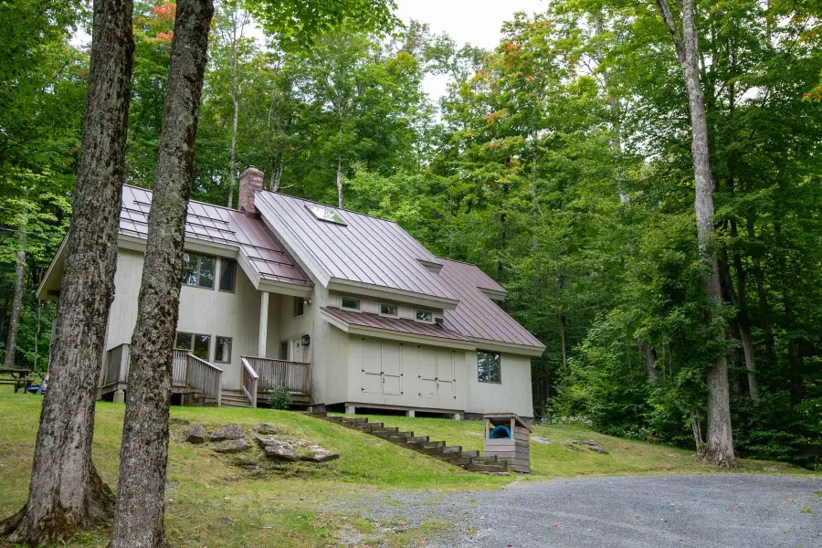 7 Roundtree Road, Winhall, VT 05340 - #3