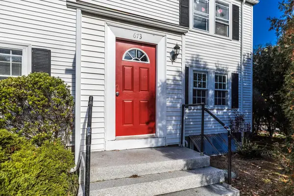 673 South Street #1, Portsmouth, NH 03820