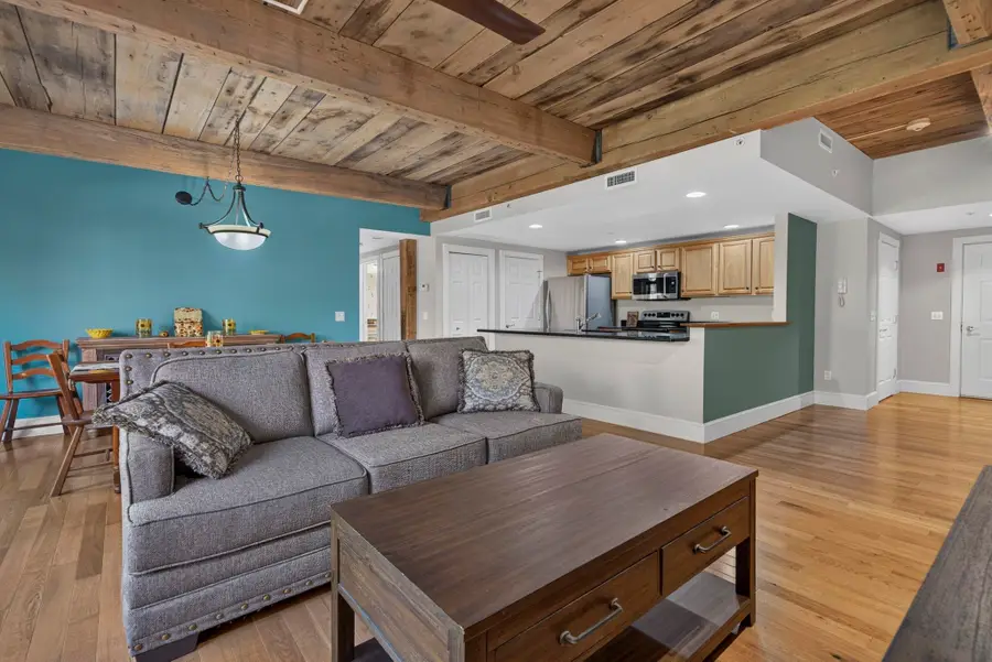 7 Chester Road #305, Derry, NH 03038 - #3