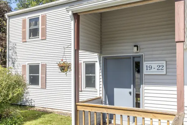 85 The Commons #19, Moretown, VT 05660