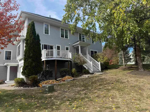 6 Stonewall Way #D, Exeter, NH 03833