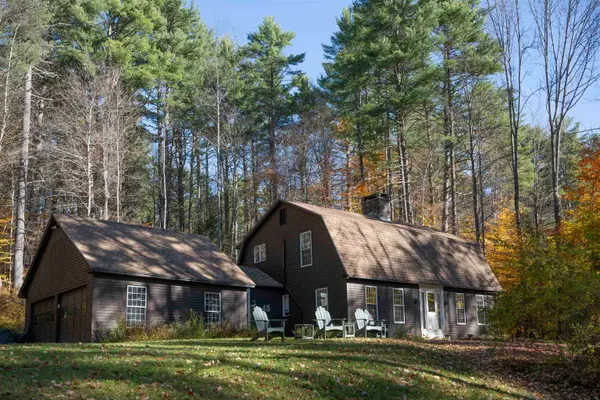 45 Warner Lane, Hartford, VT 05059
