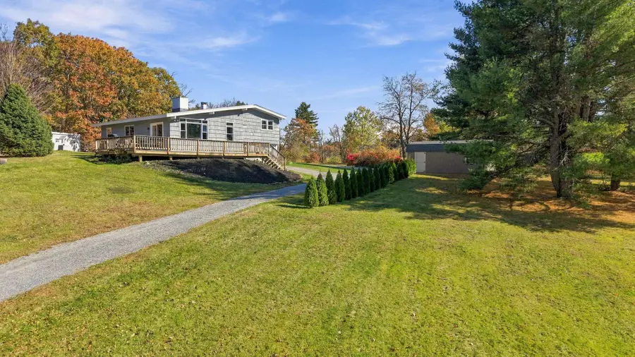 21 Split Oak Circle, Chesterfield, NH 03443 - #2