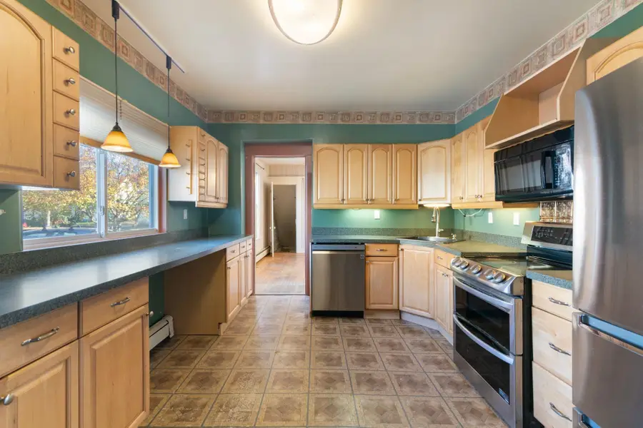 36 Myrtle Street, Springfield, VT 05156 - #3