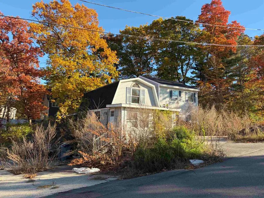 30 Dennison Avenue, Salem, NH 03079 - #3