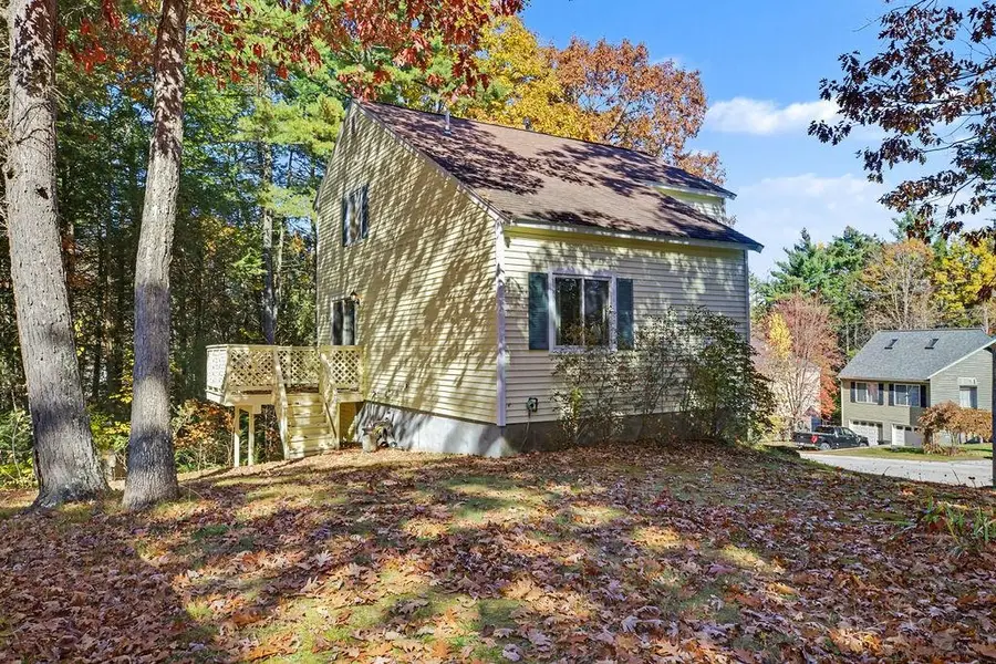 4  Tote Road, Sandown, NH 03873 - #2