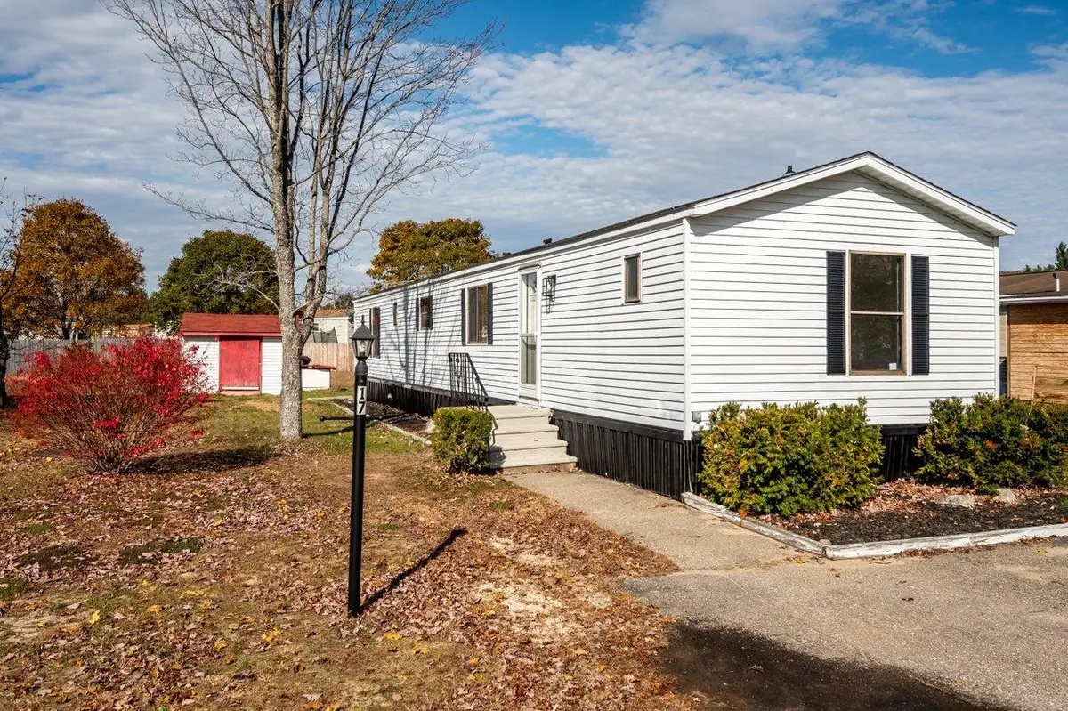 17 Day Lilly Lane, Rochester, NH 03868 - #1