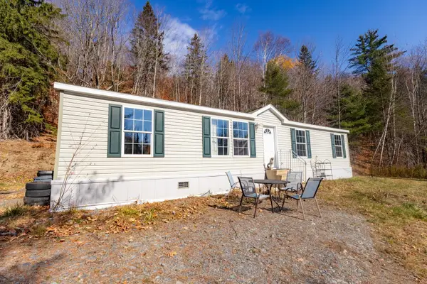 1695 Backway Road, Corinth, VT 05039