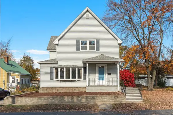 52 Oakland Avenue, Manchester, NH 03109