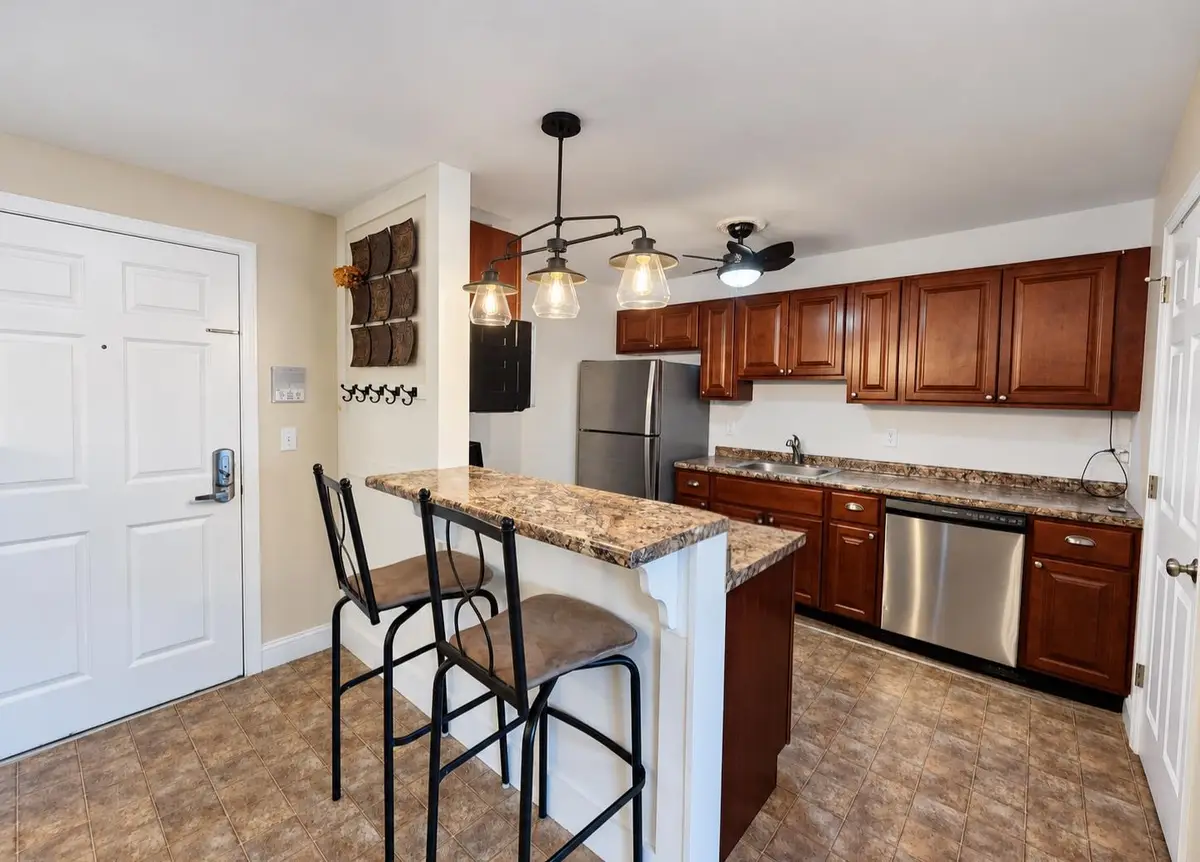65 Log Street #K3, Manchester, NH 03102 - #1