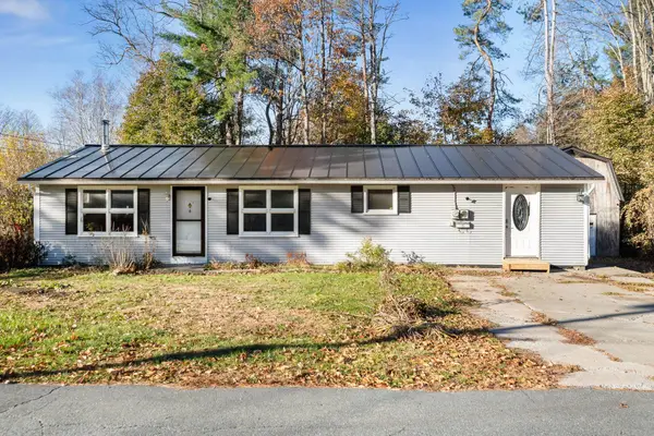 11 Mound Street, Randolph, VT 05060