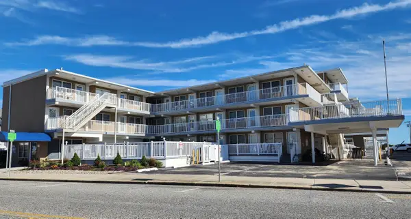 8401 Atlantic Avenue, Wildwood Crest, NJ 08260