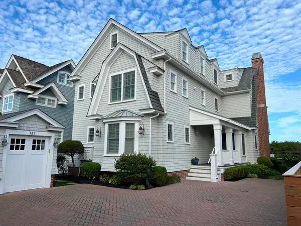73 E 25th Street, Avalon, NJ 08202