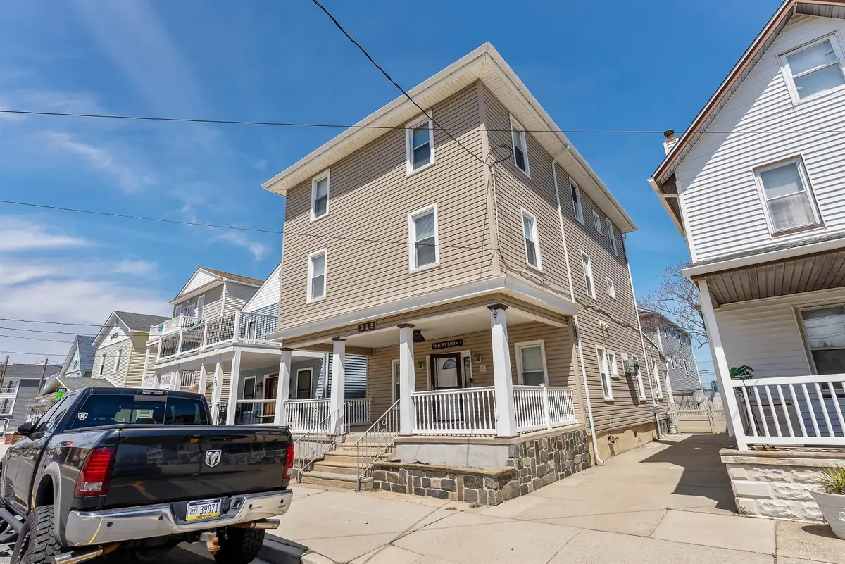 225 E Garfield Avenue, Wildwood, NJ 08260 - Image #1