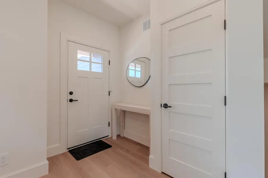 307 Oakdale Avenue, Villas, NJ 08251 - Image #3