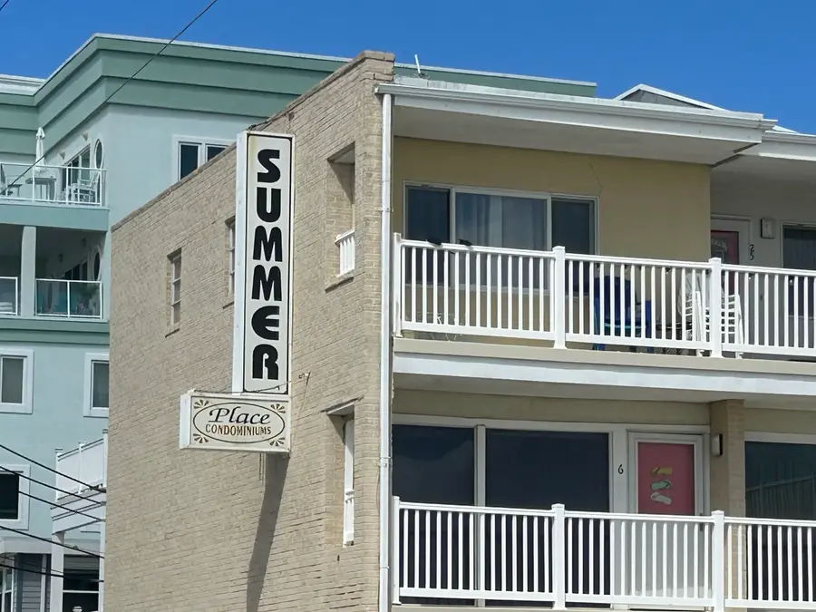 427 E Monterey Avenue, Wildwood Crest, NJ 08260 - Image #2