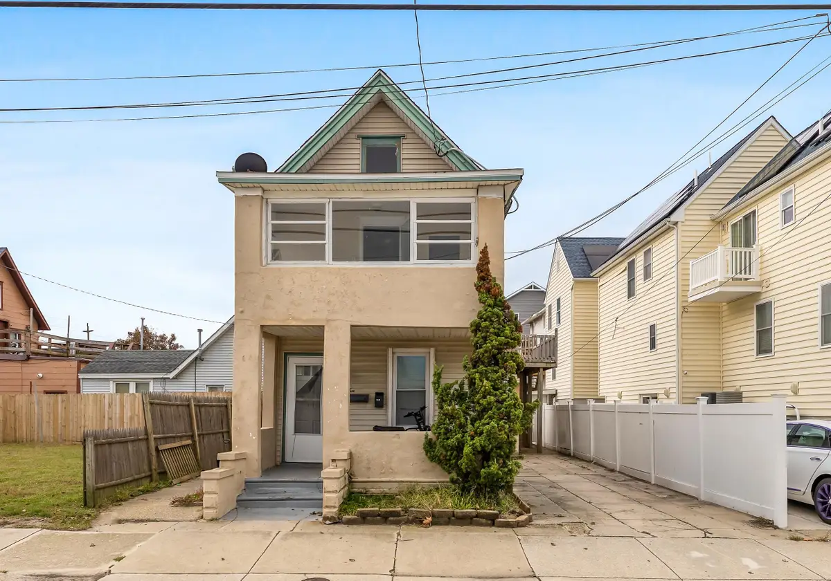 210 W Burk Avenue, Wildwood, NJ 08260 - Image #1
