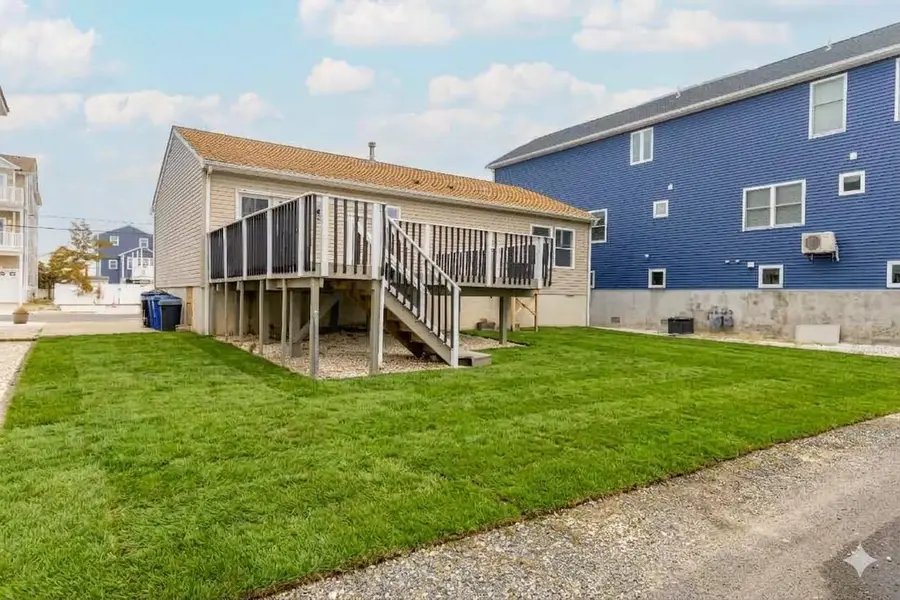 513 W Burk Avenue, Wildwood, NJ 08260 - #2