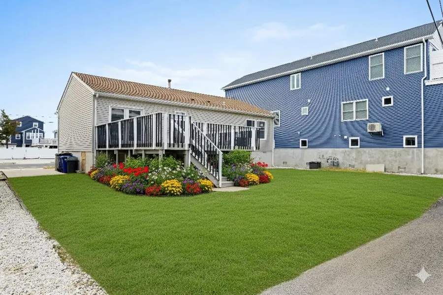 513 W Burk Avenue, Wildwood, NJ 08260 - #3