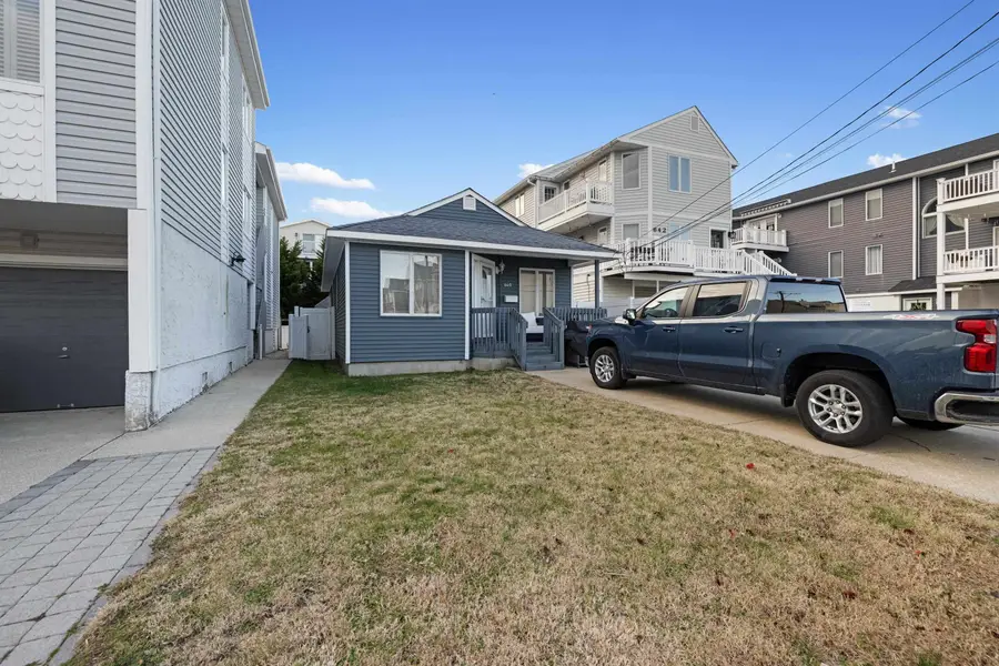 640 W Pine Avenue, North Wildwood, NJ 08260 - Image #2