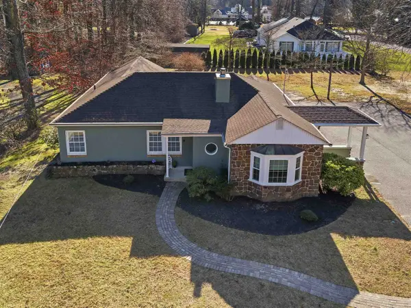 862 Central Avenue, Hammonton, NJ 08037