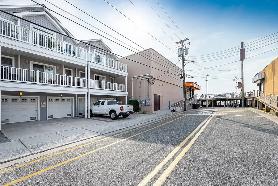 407 E Pine Avenue, Wildwood, NJ 08260 - Image #2