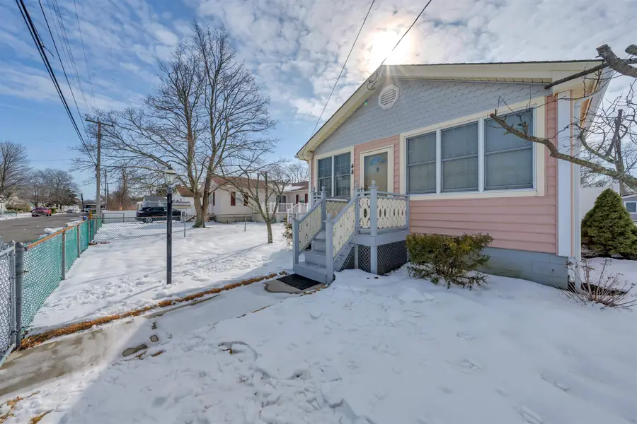 48 Spruce Avenue, Villas, NJ 08251-1636 - #3