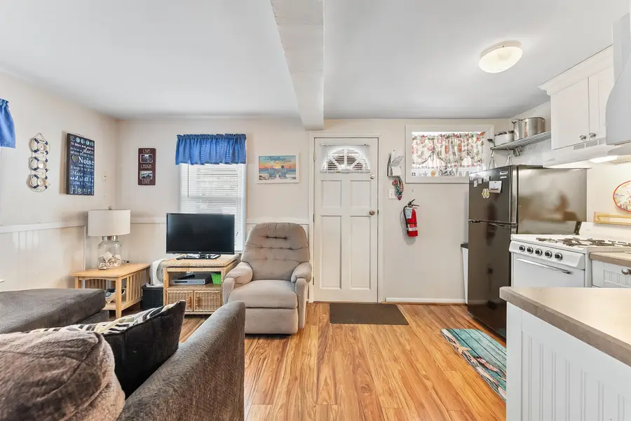 116 E Cresse Avenue, Wildwood Crest, NJ 08260 - #3