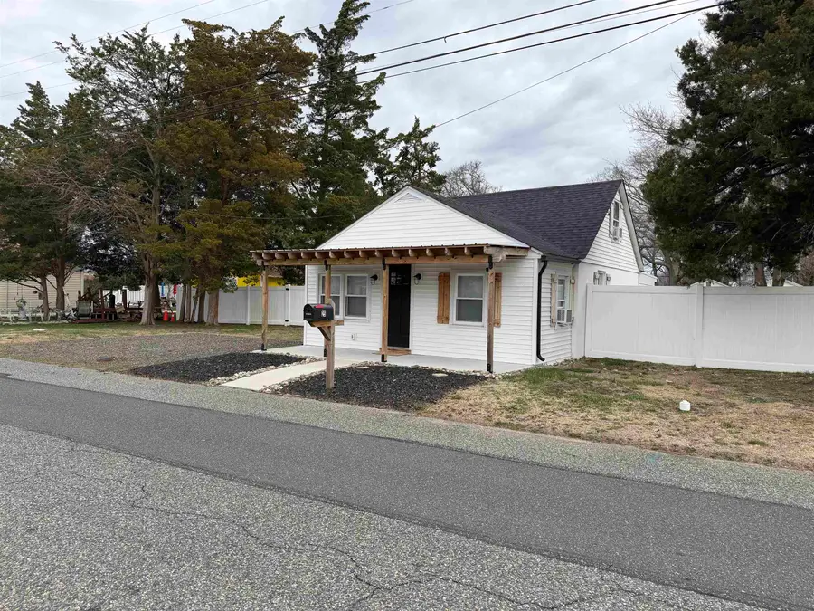 25 Matthews Avenue, Villas, NJ 08251 - #2