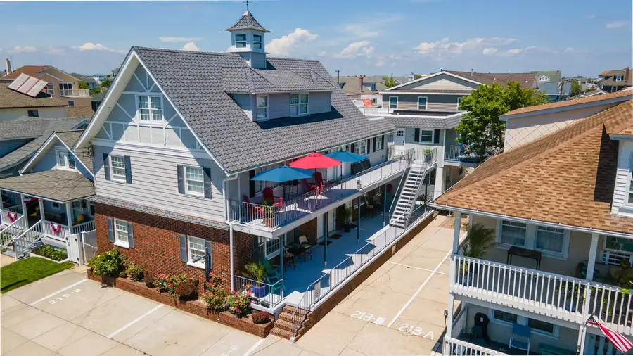 213 E 26th Avenue, North Wildwood, NJ 08260 - #3