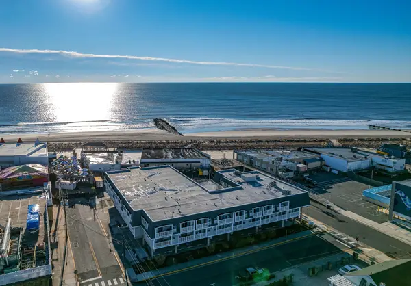 633 Wayne Avenue, Ocean City, NJ 08226