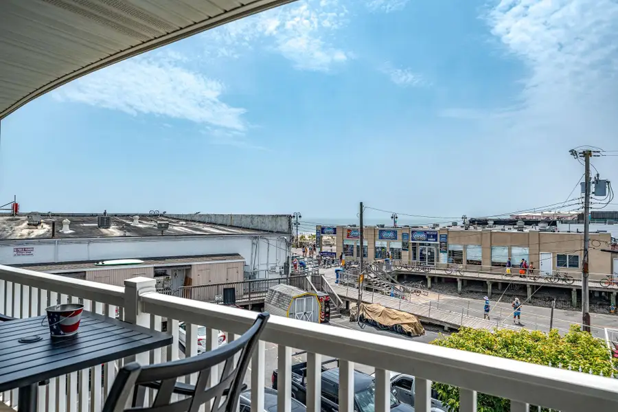 633 Wayne Avenue, Ocean City, NJ 08226 - #2