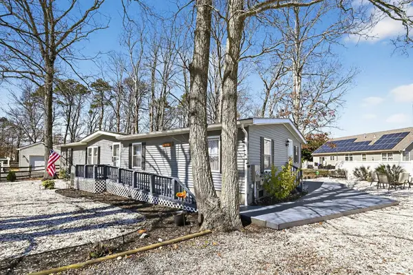 38 Kings Lane, Cape May Court House, NJ 08210