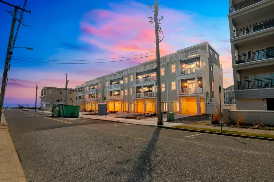 418-420 E Farragut Road, Wildwood Crest, NJ 08260 - #2