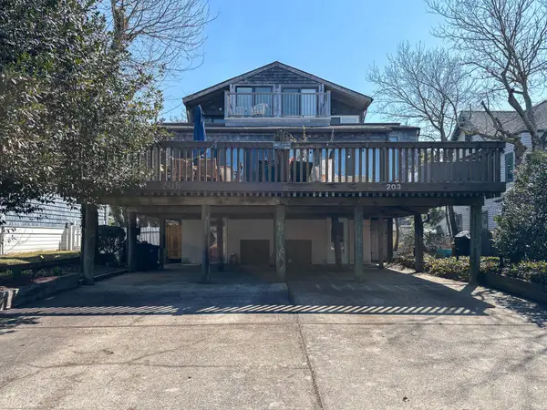 205 Cape Avenue, Cape May Point, NJ 08204