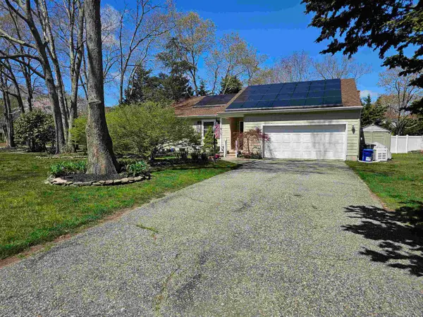 27 Solar Way, Cape May Court House, NJ 08210