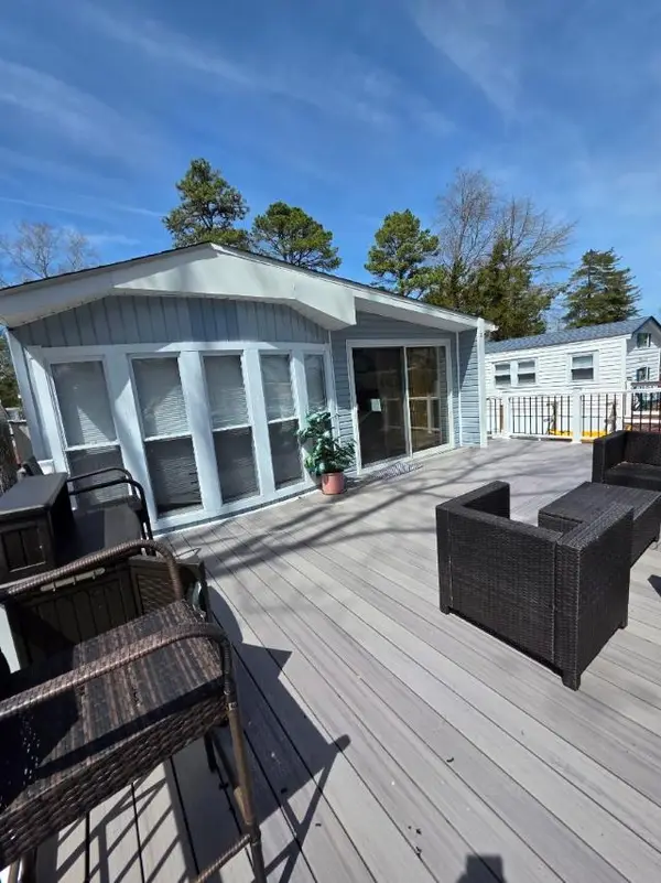 32 Wildwood Avenue, Dennisville, NJ 08270