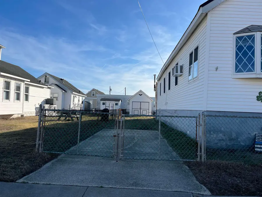 226 W 15th Avenue, North Wildwood, NJ 08260 - #2