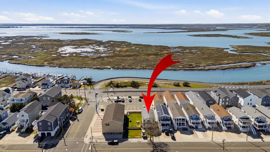 706 W Pine Avenue, North Wildwood, NJ 08260 - #3