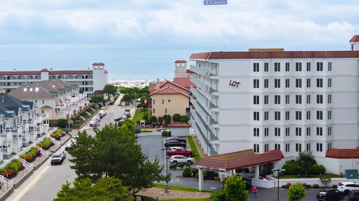 300 E Raleigh Avenue, Diamond Beach, NJ 08260 - #1