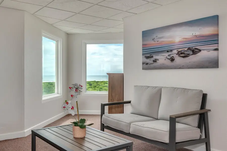 300 E Raleigh Avenue, Diamond Beach, NJ 08260 - #3