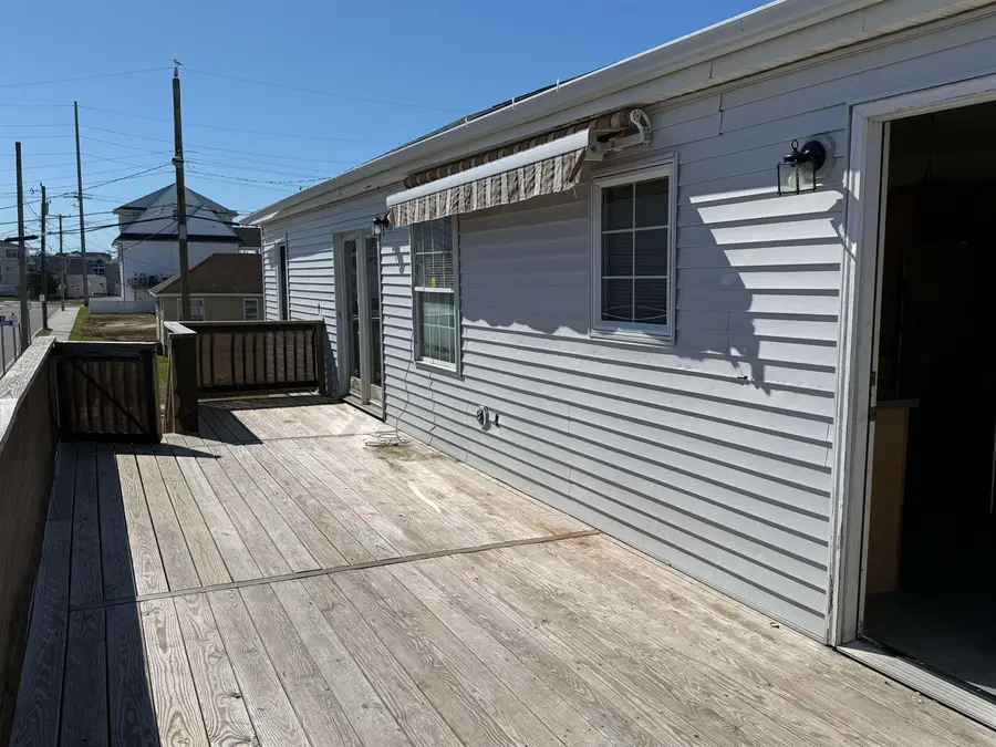 210 Q Avenue, West Wildwood, NJ 08260 - #3